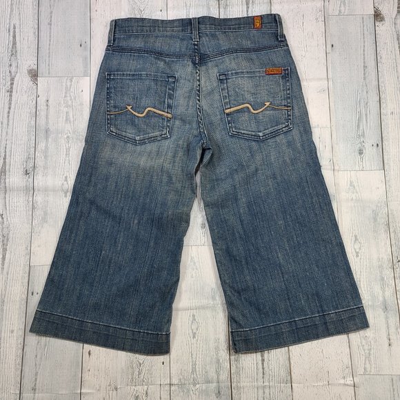 7 For All Mankind Capris Jeans - Picture 2 of 5